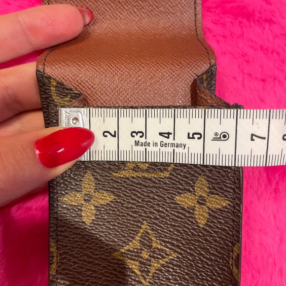 Louis Vitton Case for Classy Purse Organization - Picture 10 of 11